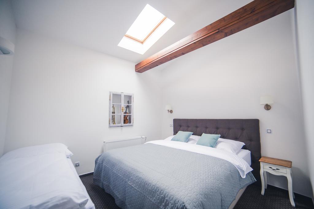 Apartmany U Papousku Jindřichŭv Hradec Esterno foto