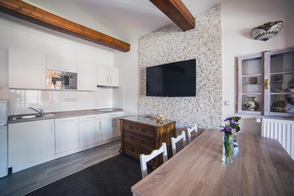 Apartmany U Papousku Jindřichŭv Hradec Esterno foto