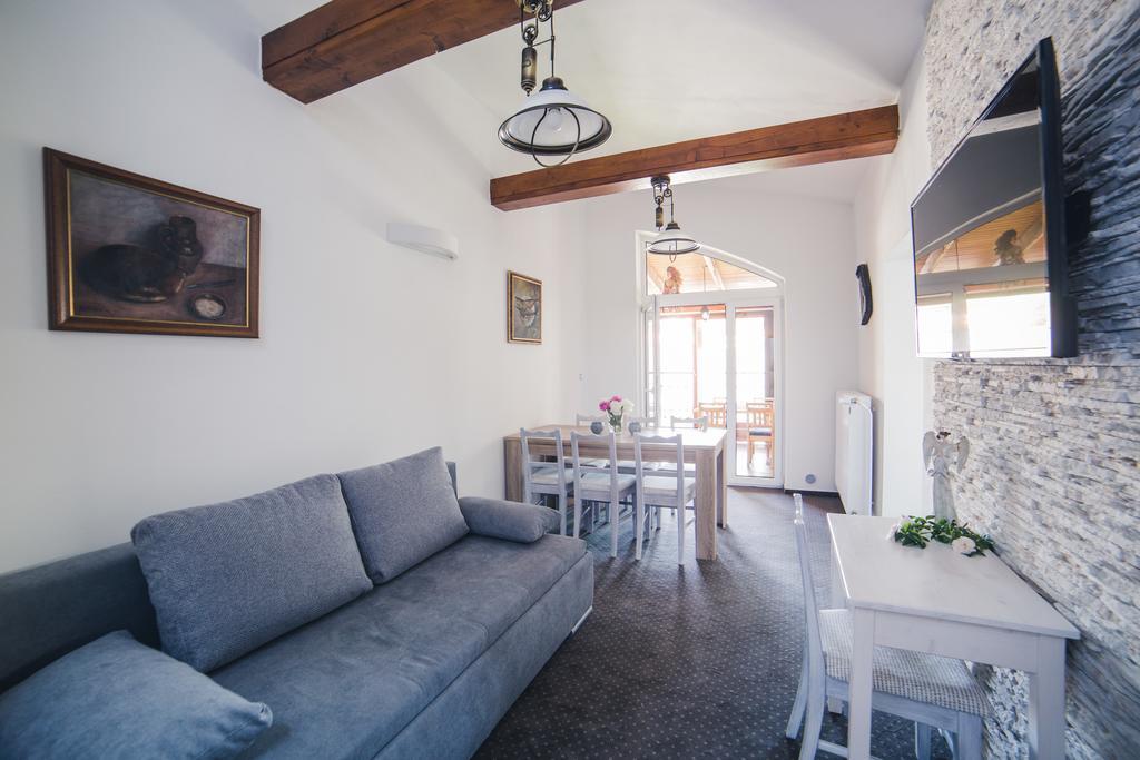 Apartmany U Papousku Jindřichŭv Hradec Esterno foto